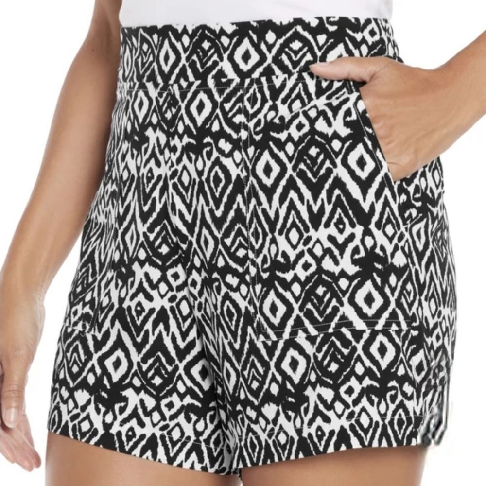 Wildfox Women's Relaxed Fit Pull-on Printed Rayon Shorts Size L Lightweight NWT